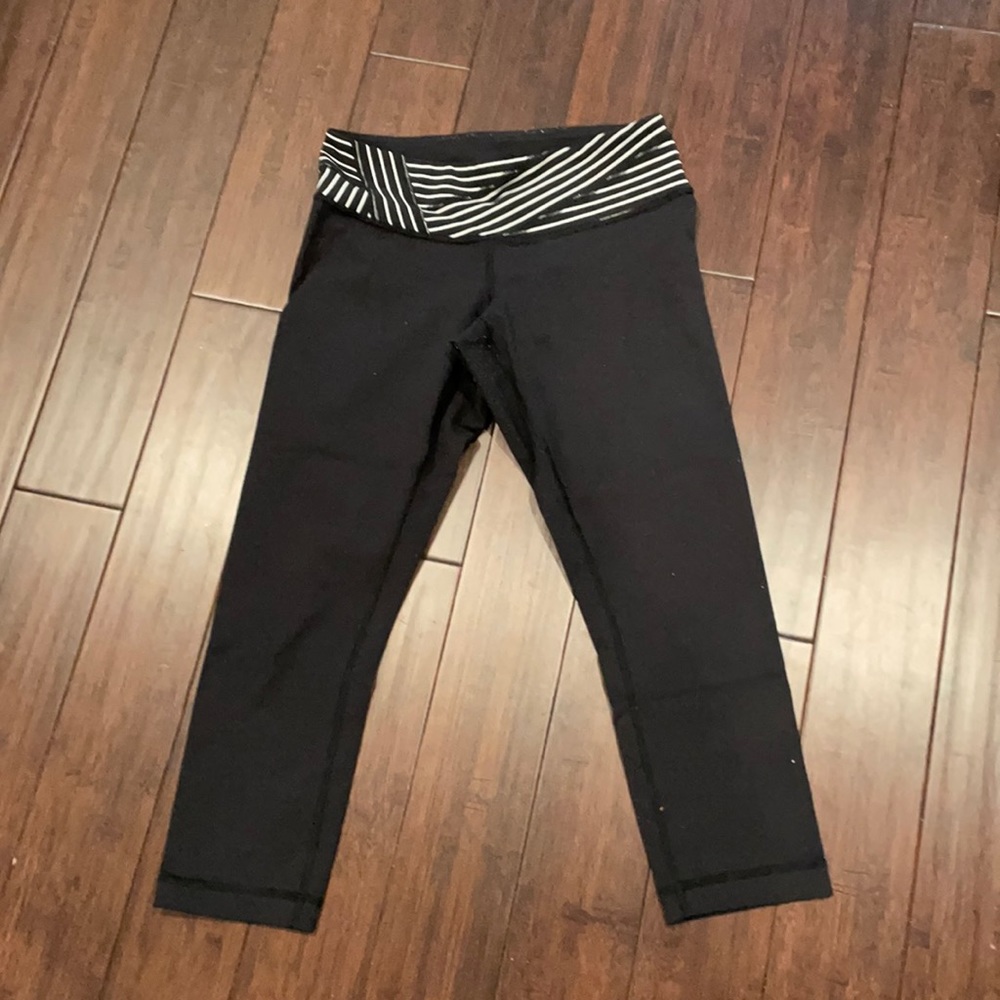 Lulu cropped leggings